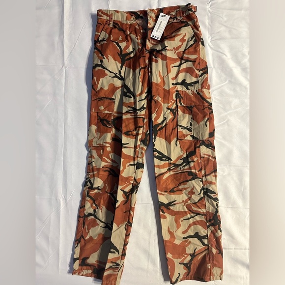 Boohoo Pants - Boohoo Camouflage Patterned Pants